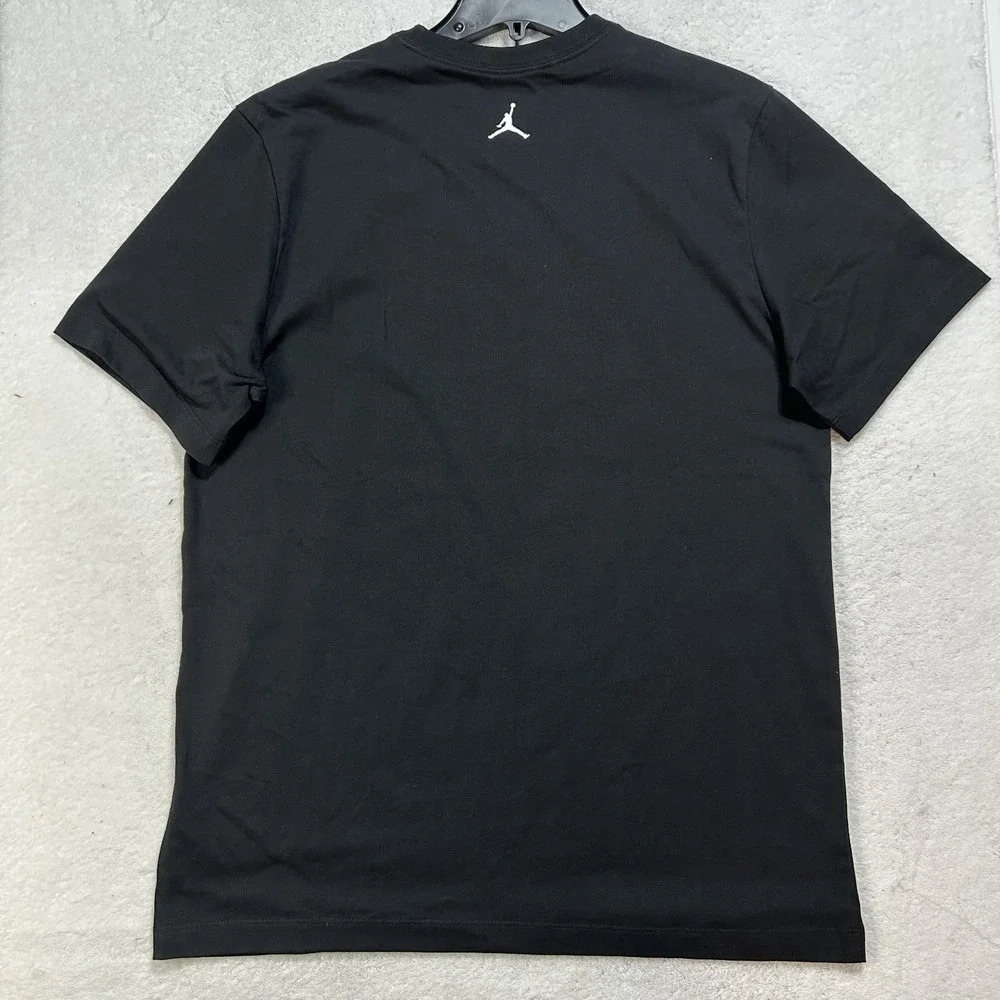 Jordan Mens Size L Black Flight Essentials AJ1 Short Sleeve Athletic Shirt ()